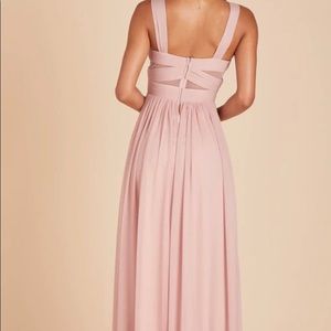 Selling a beautiful BirdyGrey dusty rose Elsye mesh dress! Worn 1 time, size M!